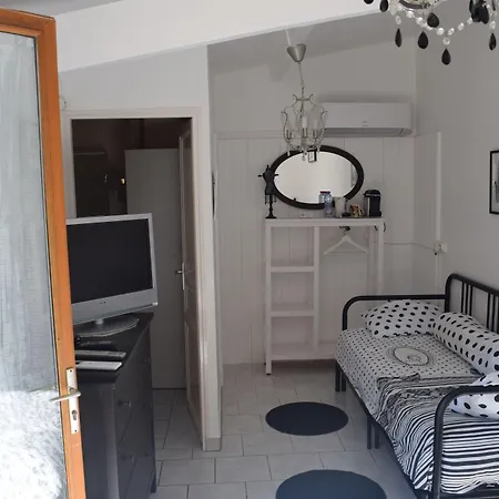 Domaine Lacoste Bed and Breakfast Carsac-Aillac