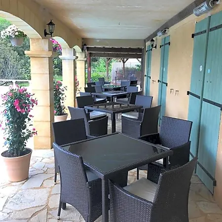 Domaine Lacoste 4*