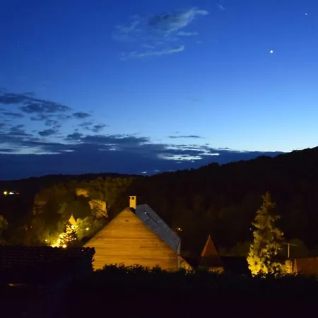 Bed & Breakfast Domaine Lacoste 4*