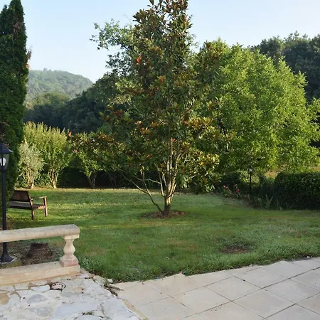 Bed & Breakfast Domaine Lacoste 4*